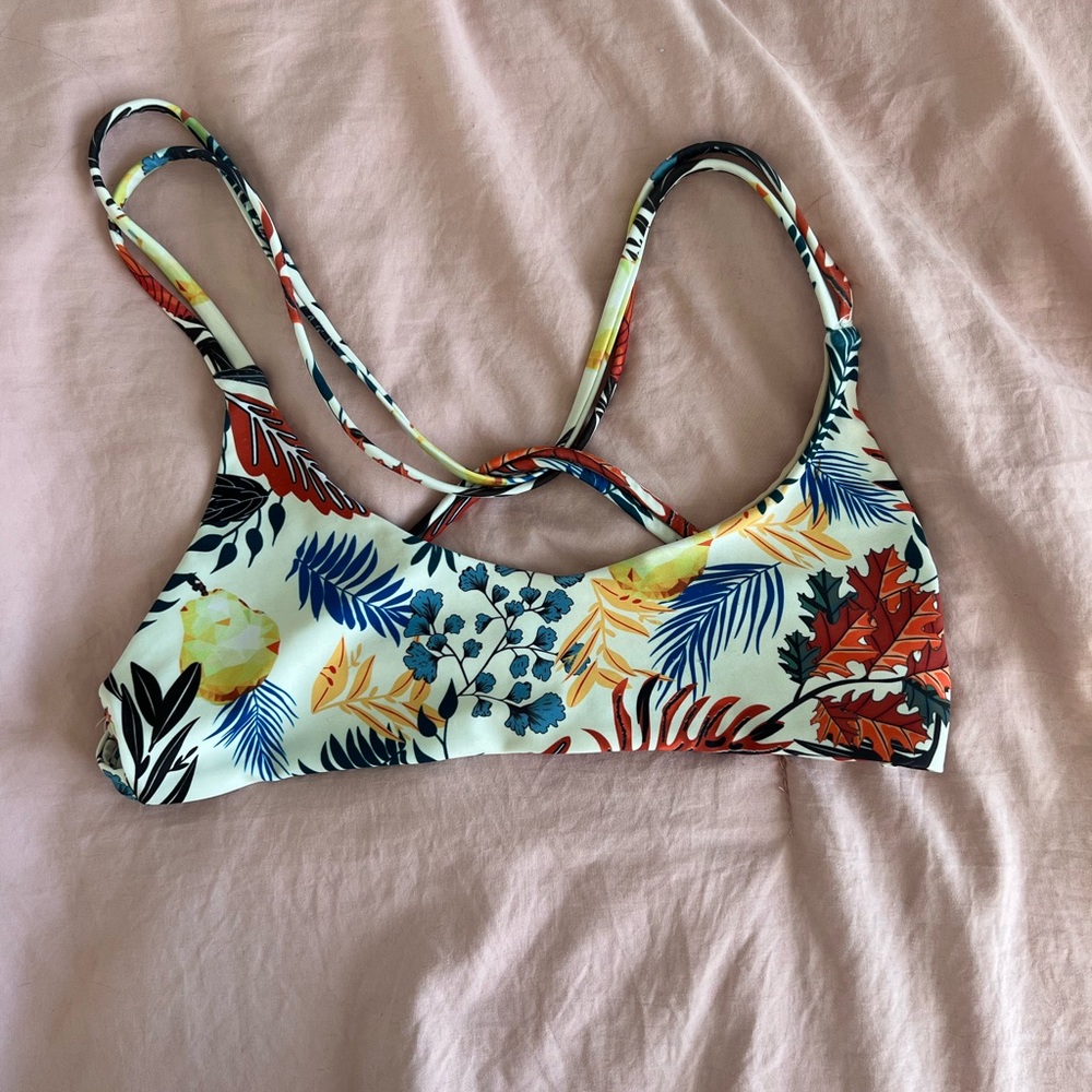 Billabong Bikini Top with Crossed Straps